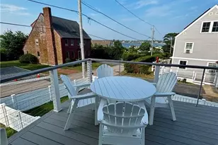 433 Wolcott Ave, Middletown, RI 02842 - Photo 10