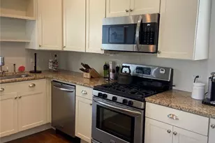 117 Sheldon St, Providence, RI 02906 - Photo 6