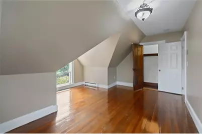 3 Thurston Avenue #2, Newport, RI 02840 - Photo 26