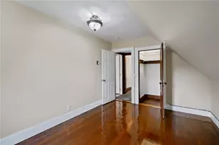 3 Thurston Ave, Newport, RI 02840 - Photo 30