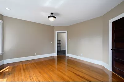 3 Thurston Avenue #2, Newport, RI 02840 - Photo 8