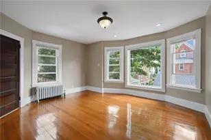 3 Thurston Ave, Newport, RI 02840 - Photo 6
