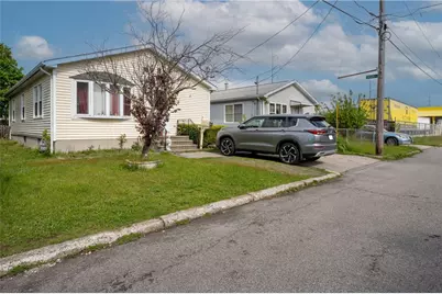 102 Kenmore Street, Pawtucket, RI 02861 - Photo 2