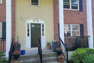 70 Carroll Ave, Newport, RI 02840 - Photo 1