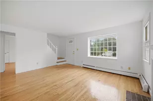 35 Franconia Dr, Cranston, RI 02920 - Photo 14