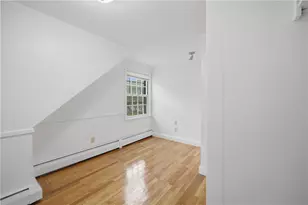 35 Franconia Dr, Cranston, RI 02920 - Photo 16