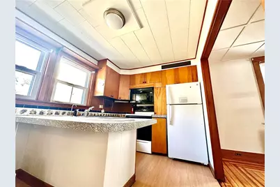 60 Dixon Street, Newport, RI 02840 - Photo 4