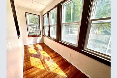 60 Dixon Street, Newport, RI 02840 - Photo 2