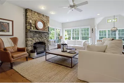 3548 Commodore Perry Highway, South Kingstown, RI 02879 - Photo 20