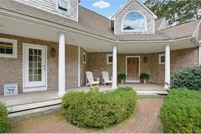 3548 Commodore Perry Highway, South Kingstown, RI 02879 - Photo 2