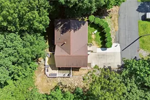 37 Gem St, North Providence, RI 02904 - Photo 36
