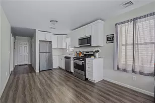 61 Joslin St, Providence, RI 02909 - Photo 2