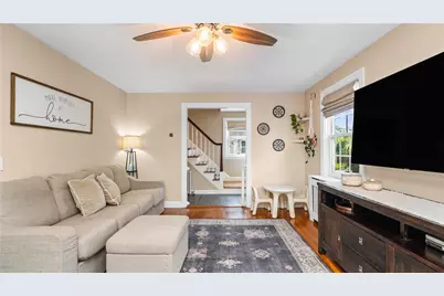 449 Pawtucket Avenue, East Providence, RI 02916 - Photo 8