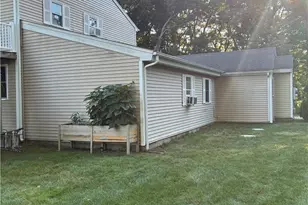 44 Maxwell Dr, North Kingstown, RI 02852 - Photo 12