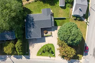 34 Cherry Hill Rd, Johnston, RI 02919 - Photo 8