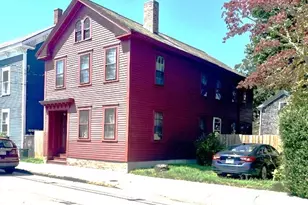 33 Elm St, Newport, RI 02840 - Photo 1
