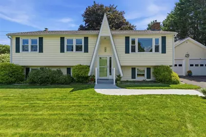 9 Therese Street, Narragansett, RI 02882 - Photo 2