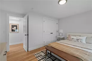 34 E Bowery St, Newport, RI 02840 - Photo 14