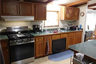 114 Sandy Bottom Rd, Coventry, RI 02816 - Photo 2