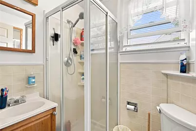 41 Mount Hope Avenue, Bristol, RI 02809 - Photo 20