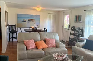 384 Holly Road Rd, South Kingstown, RI 02879 - Photo 4
