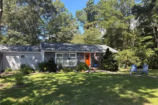 384 Holly Road Rd, South Kingstown, RI 02879 - Photo 1