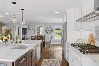 16 Countryside Drive, Johnston, RI 02919 - Photo 6