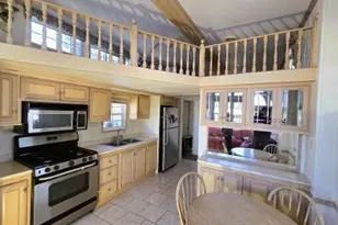 245 Manton St, Pawtucket, RI 02861 - Photo 2