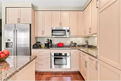 200 Exchange Street #1014, Providence, RI 02903 - Photo 4