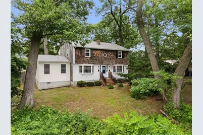145 Oak Crest Drive, East Providence, RI 02915 - Photo 2