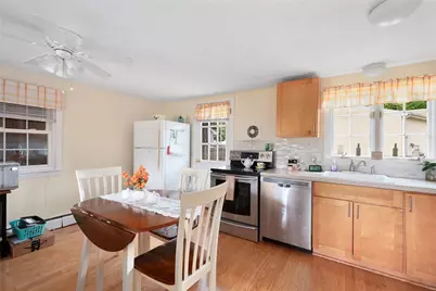 145 Oak Crest Drive, East Providence, RI 02915 - Photo 16
