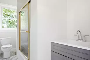 45 Eddy St, Cranston, RI 02920 - Photo 12