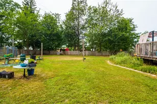 27 Lydick Ave, Warwick, RI 02888 - Photo 28