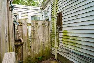 27 Lydick Ave, Warwick, RI 02888 - Photo 30