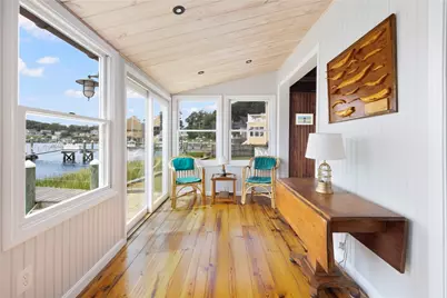 36 Riverside Avenue, Portsmouth, RI 02871 - Photo 14