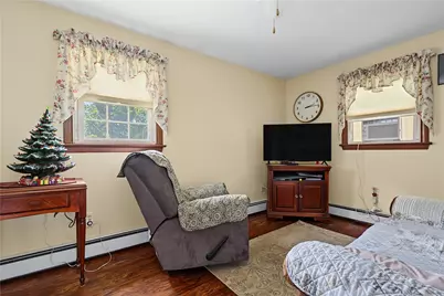 69 Thomas Street, Woonsocket, RI 02895 - Photo 20