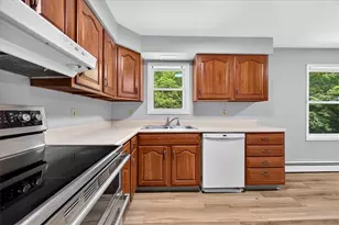 40 Thurston Dr, Hopkinton, RI 02832 - Photo 8