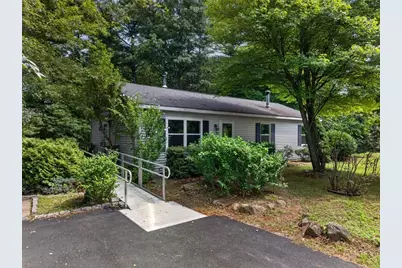 40 Thurston Drive, Hopkinton, RI 02832 - Photo 2