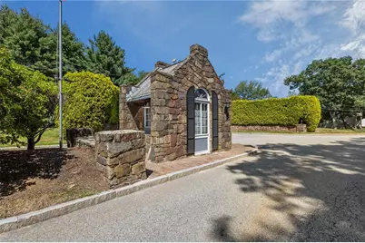10 Cutters Green #B, North Providence, RI 02904 - Photo 48