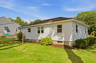 205 Lincoln Ave, Barrington, RI 02806 - Photo 40