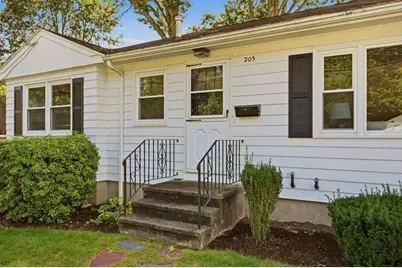 205 Lincoln Avenue, Barrington, RI 02806 - Photo 34