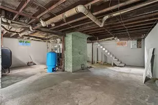 62 Dunbar Ave, East Providence, RI 02916 - Photo 26