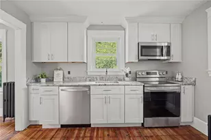 62 Dunbar Ave, East Providence, RI 02916 - Photo 2