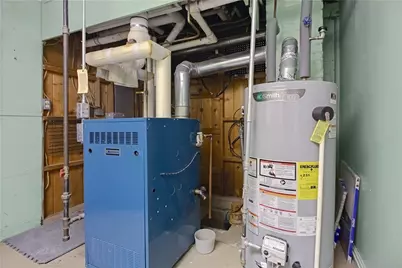 33 Hillcrest Avenue, Pawtucket, RI 02860 - Photo 26