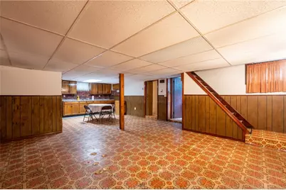 126 Clay Street, Pawtucket, RI 02860 - Photo 10