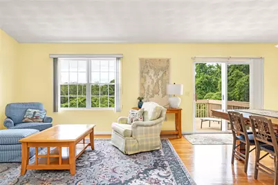 39 President Drive, Narragansett, RI 02882 - Photo 8