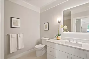 67 Queen St, East Greenwich, RI 02818 - Photo 12
