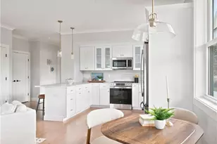 67 Queen St, East Greenwich, RI 02818 - Photo 8