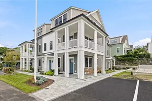 67 Queen St, East Greenwich, RI 02818 - Photo 1