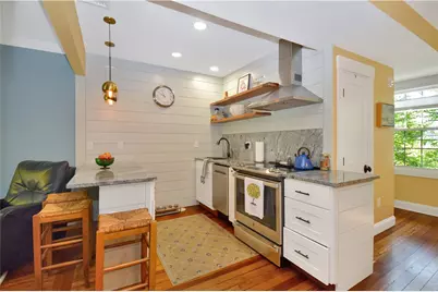 7 Bay View Avenue #B, Bristol, RI 02809 - Photo 2
